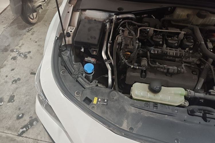 Used GAC Trumpchi EMPOW 2023 Shadow Leopard H High-Energy Hybrid Edition Engine Bay Right