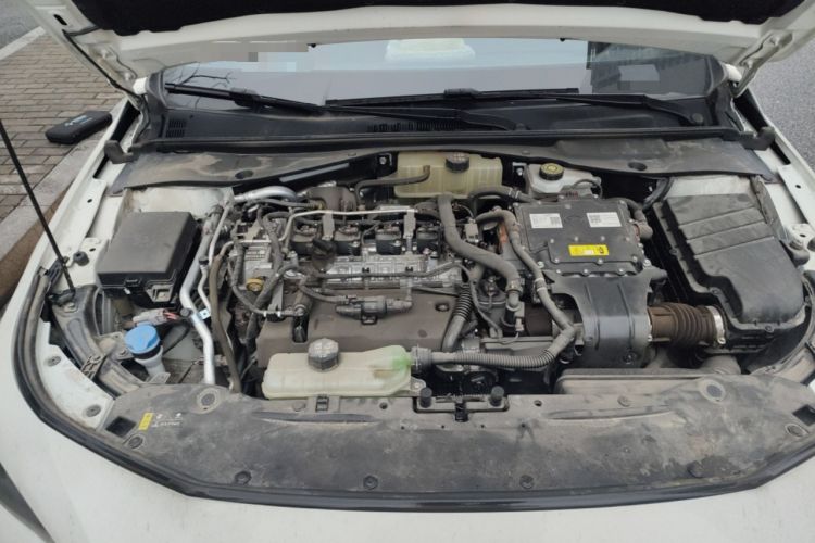 Used GAC Trumpchi EMPOW 2023 Shadow Leopard H Smart Hybrid Edition Engine Bay