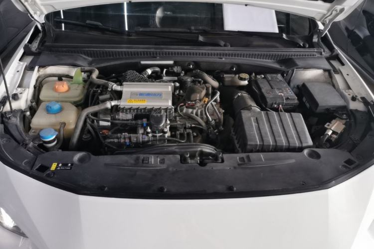 Used GAC Trumpchi EMPOW 2023 270T DCT J15 Version Engine Bay