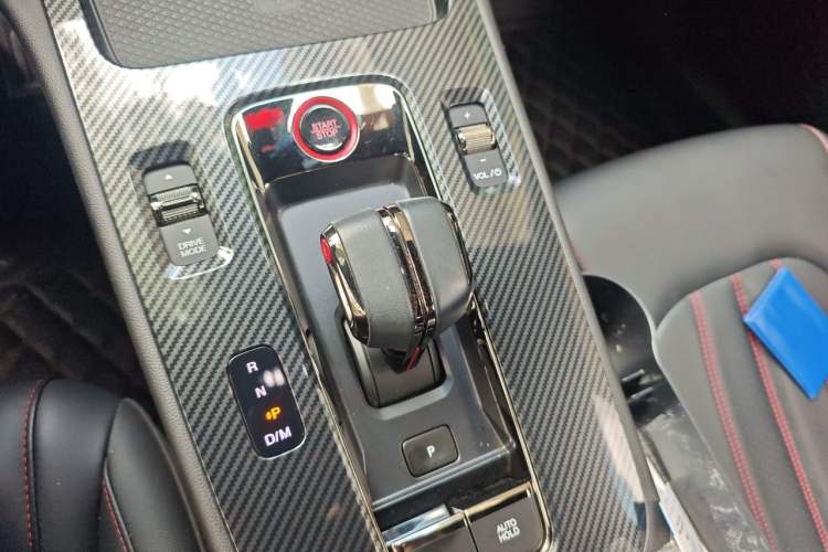 Used GAC Trumpchi EMPOW 2023 270T DCT J16 Version Gear Lever