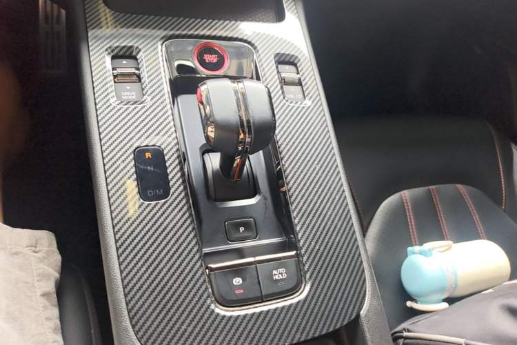 Used GAC Trumpchi EMPOW 2023 270T DCT J15 Version Gear Lever
