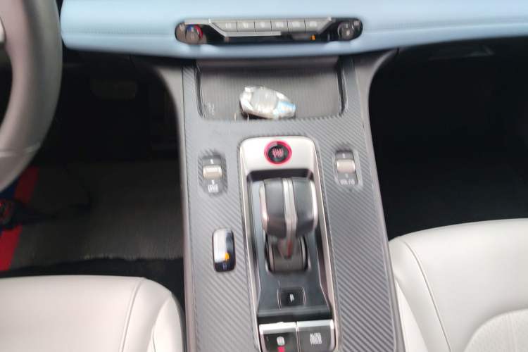 Used GAC Trumpchi EMPOW 2023 Shadow Leopard H High-Energy Hybrid Edition Gear Lever