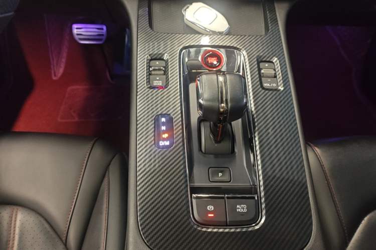 Used GAC Trumpchi EMPOW 2023 270T DCT J15 Version Gear Lever