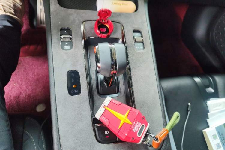 Used GAC Trumpchi EMPOW 2023 400T Automatic R MAX Gear Lever