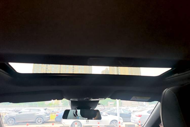 Used GAC Trumpchi EMPOW 2023 270T DCT J15 Version Headliner
