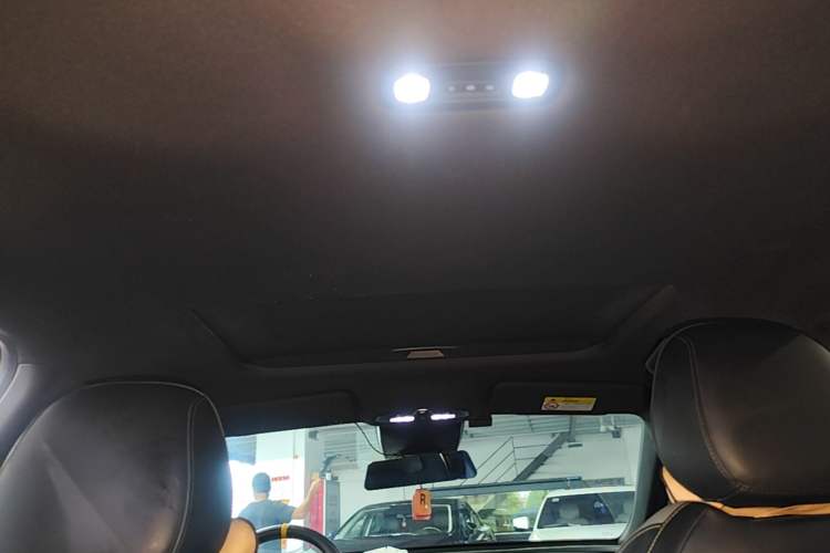 Used GAC Trumpchi EMPOW 2023 270T DCT J15 Version Headliner