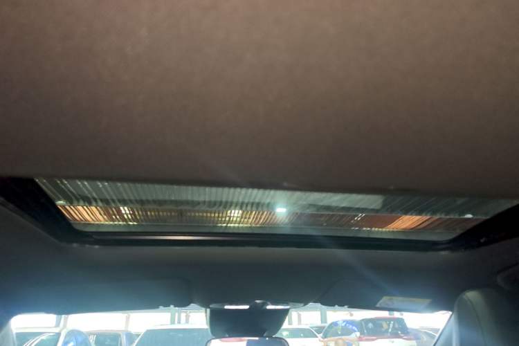 Used GAC Trumpchi EMPOW 2023 400T Automatic R PRO Headliner