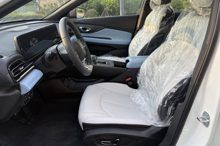 Used GAC Trumpchi EMPOW 2023 Shadow Leopard H High-Energy Hybrid Edition Interior 1