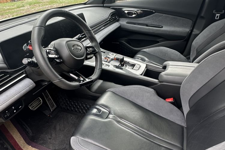 Used GAC Trumpchi EMPOW 2023 400T Automatic R MAX Interior 3