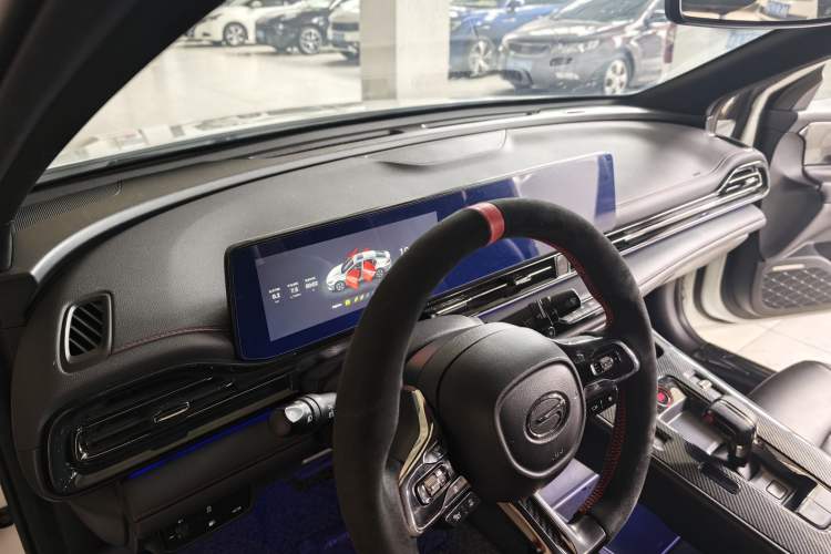 Used GAC Trumpchi EMPOW 2023 Shadow Leopard H Smart Hybrid Edition Interior 3
