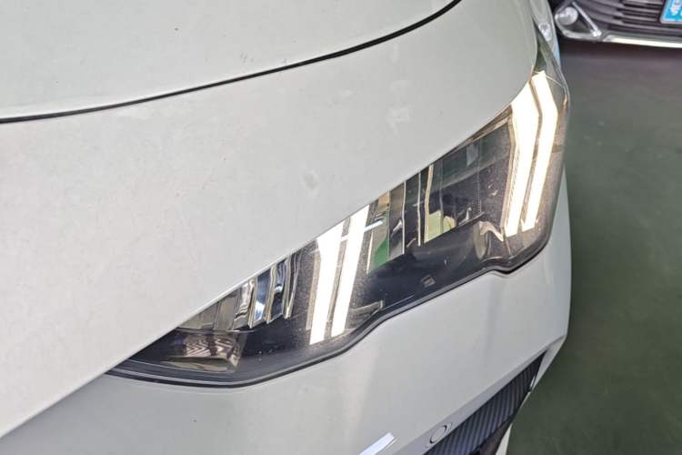 Used GAC Trumpchi EMPOW 2023 270T DCT J15 Version Left Front Headlight