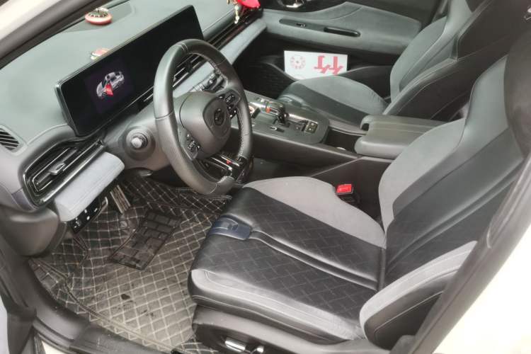 Used GAC Trumpchi EMPOW 2023 400T Automatic R PRO Left Front Seat
