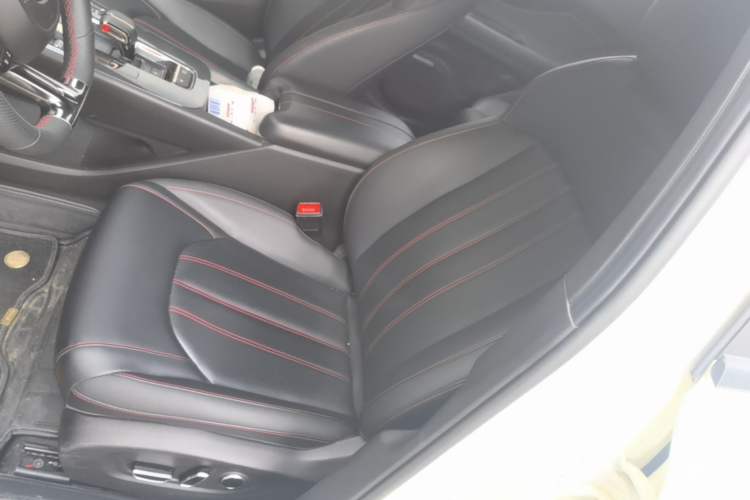 Used GAC Trumpchi EMPOW 2023 270T DCT J16 Version Left Front Seat