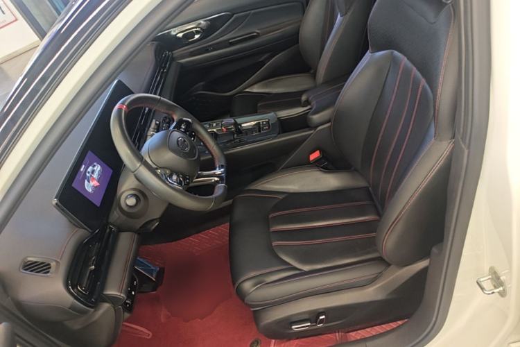 Used GAC Trumpchi EMPOW 2023 270T DCT J15 Version Left Front Seat