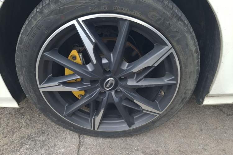 Used GAC Trumpchi EMPOW 2023 270T DCT J15 Version Left Front Wheel Hub