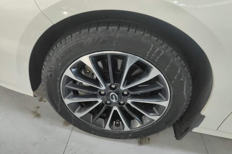 Used GAC Trumpchi EMPOW 2023 Shadow Leopard H High-Energy Hybrid Edition Left Front Wheel Hub