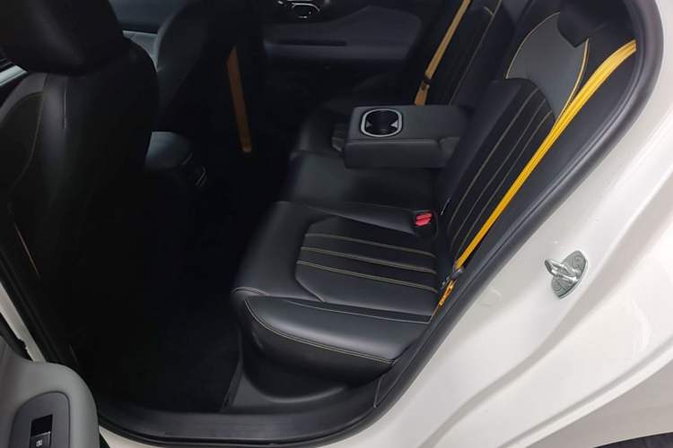 Used GAC Trumpchi EMPOW 2023 270T DCT J15 Version Left Rear Seat