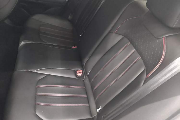 Used GAC Trumpchi EMPOW 2023 Shadow Leopard H High-Energy Hybrid Edition Left Rear Seat
