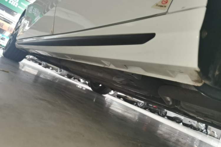 Used GAC Trumpchi EMPOW 2023 270T DCT J15 Version Left Side Sill