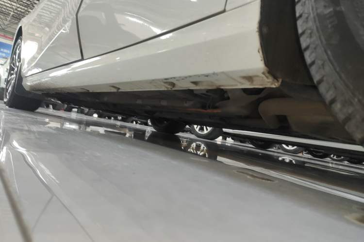 Used GAC Trumpchi EMPOW 2023 Shadow Leopard H High-Energy Hybrid Edition Left Side Sill