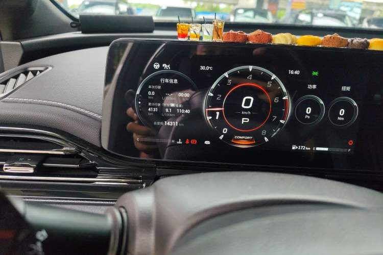 Used GAC Trumpchi EMPOW 2023 400T Automatic R MAX Odometer Close Up