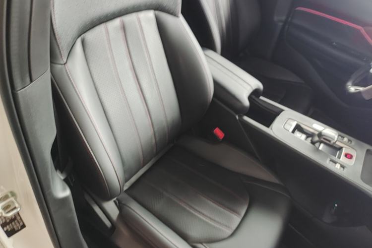 Used GAC Trumpchi EMPOW 2023 Shadow Leopard H High-Energy Hybrid Edition Right Front Seat