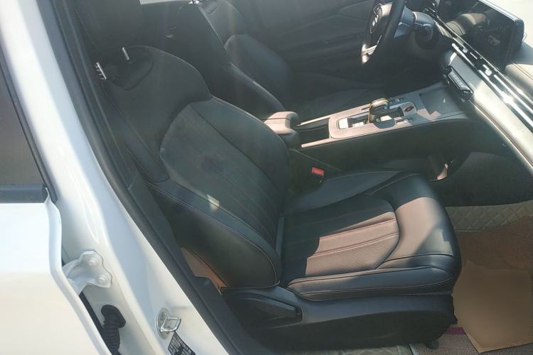 Used GAC Trumpchi EMPOW 2023 Shadow Leopard H High-Energy Hybrid Edition Right Front Seat