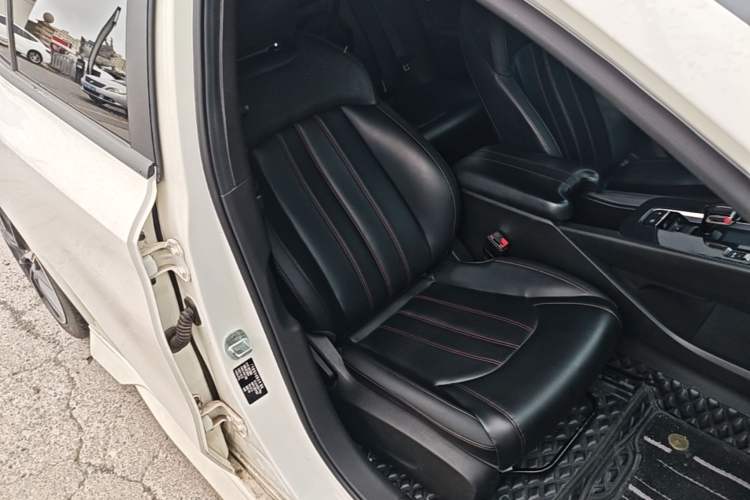 Used GAC Trumpchi EMPOW 2023 270T DCT J15 Version Right Front Seat