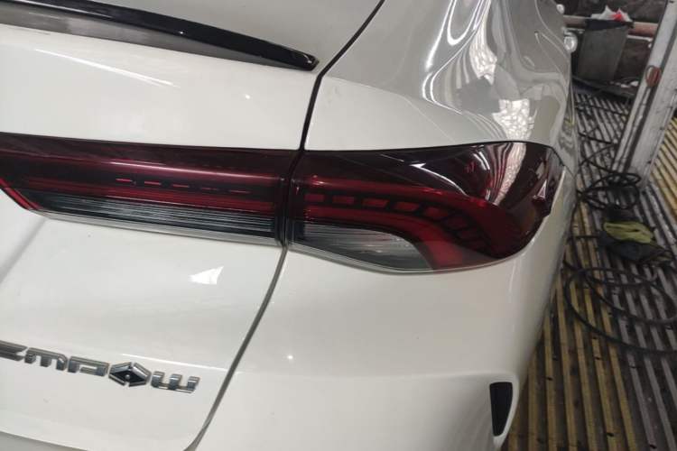 Used GAC Trumpchi EMPOW 2023 270T DCT J16 Version Right Rear Taillight