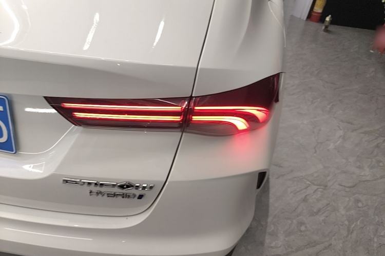 Used GAC Trumpchi EMPOW 2023 Shadow Leopard H High-Energy Hybrid Edition Right Rear Taillight