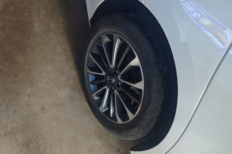 Used GAC Trumpchi EMPOW 2023 Shadow Leopard H High-Energy Hybrid Edition Right Rear Wheel Hub