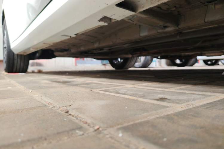 Used GAC Trumpchi EMPOW 2023 Shadow Leopard H High-Energy Hybrid Edition Right Side Sill