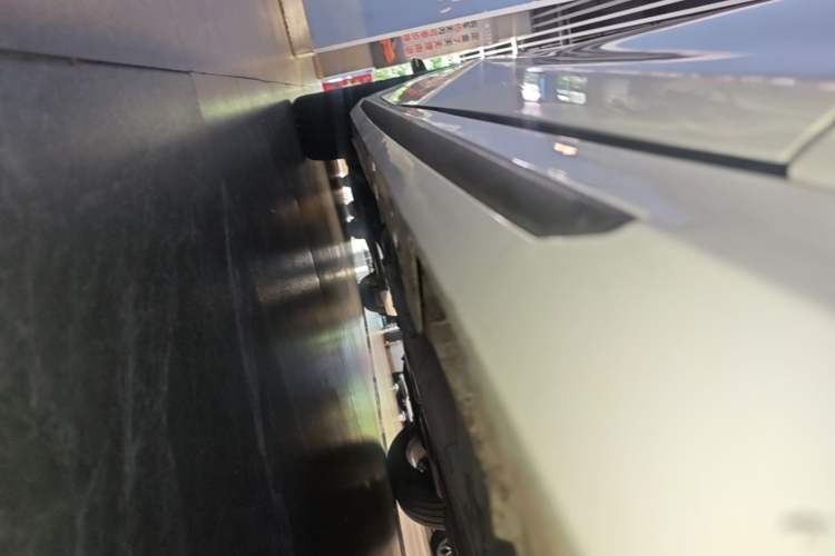 Used GAC Trumpchi EMPOW 2023 270T DCT J15 Version Right Side Sill