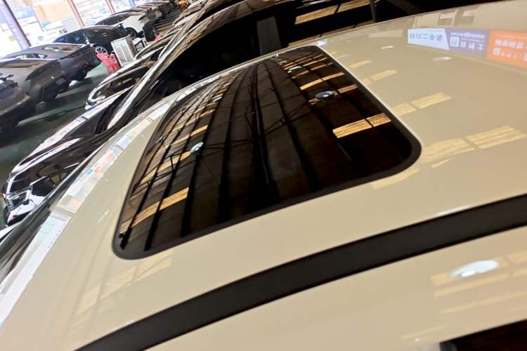 Used GAC Trumpchi EMPOW 2023 400T Automatic R PRO Roof