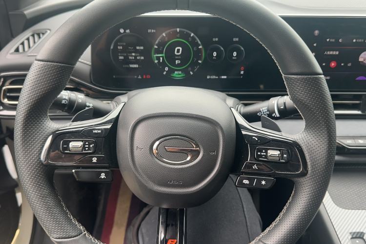 Used GAC Trumpchi EMPOW 2023 400T Automatic R MAX Steering Wheel