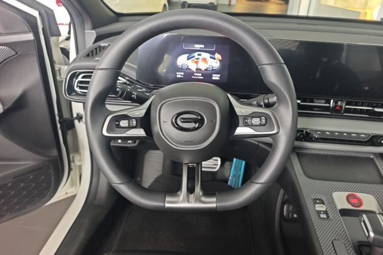 Used GAC Trumpchi EMPOW 2023 270T DCT J11 Version Steering Wheel