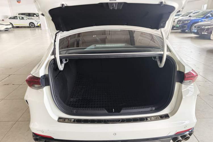 Used GAC Trumpchi EMPOW 2023 Shadow Leopard H Smart Hybrid Edition Trunk