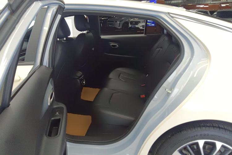 Used GAC Trumpchi EMPOW 2023 Shadow Leopard H High-Energy Hybrid Edition Left Rear Seat