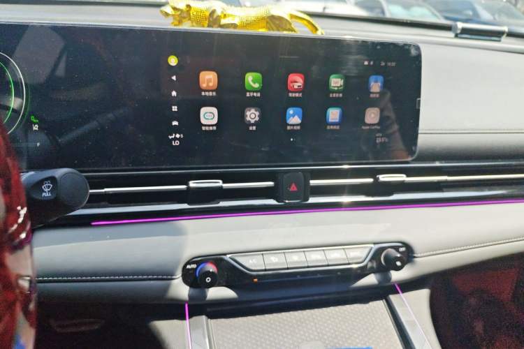 Used GAC Trumpchi EMPOW 2024 270T DCT Yingbao R-Style Edition Audio And AC Panel