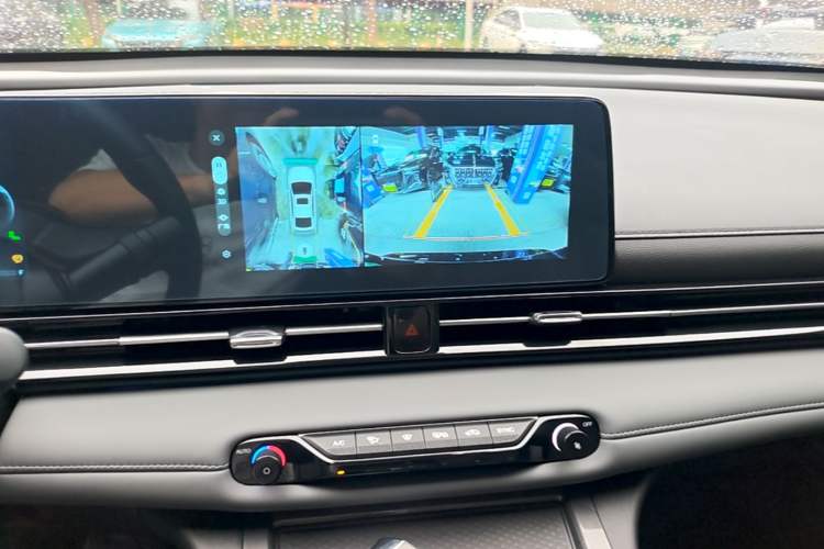 Used GAC Trumpchi EMPOW 2024 270T DCT Yingbao R-Style Edition Audio And AC Panel