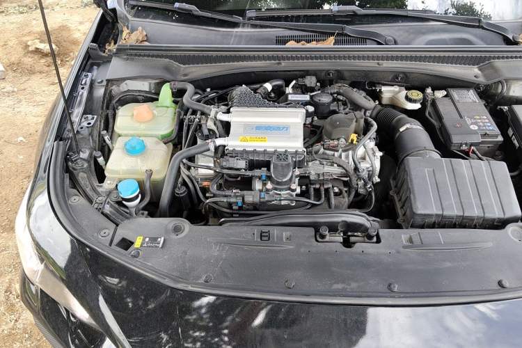 Used GAC Trumpchi EMPOW 2024 270T DCT Yingbao S Edition Engine Bay Right