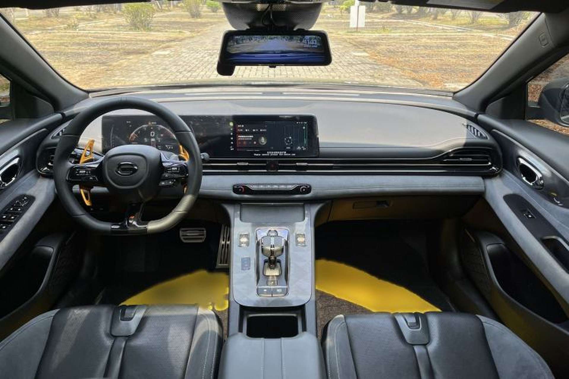 Used GAC Trumpchi EMPOW 2024 400T Automatic Yingbao R PRO Edition Interior 4