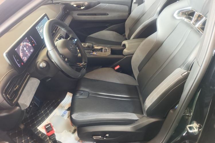 Used GAC Trumpchi EMPOW 2024 400T Automatic Yingbao R PRO Edition Left Front Seat