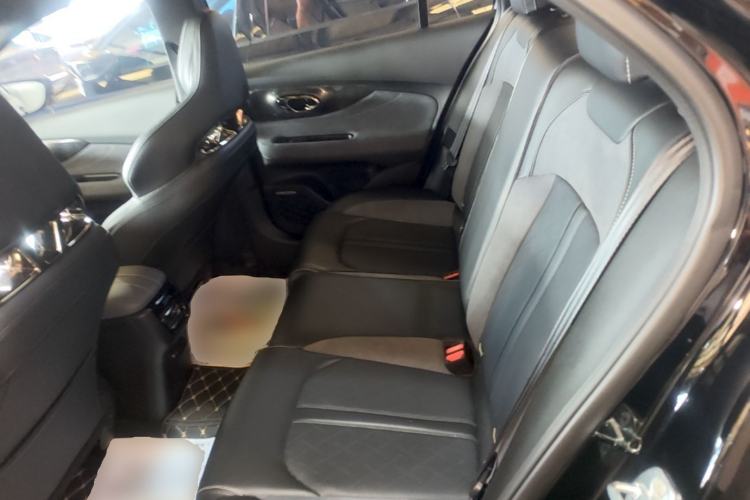 Used GAC Trumpchi EMPOW 2024 400T Automatic Yingbao R PRO Edition Left Rear Seat