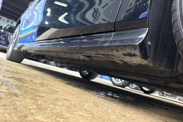 Used GAC Trumpchi EMPOW 2024 270T DCT Yingbao R-Style Edition Right Side Sill