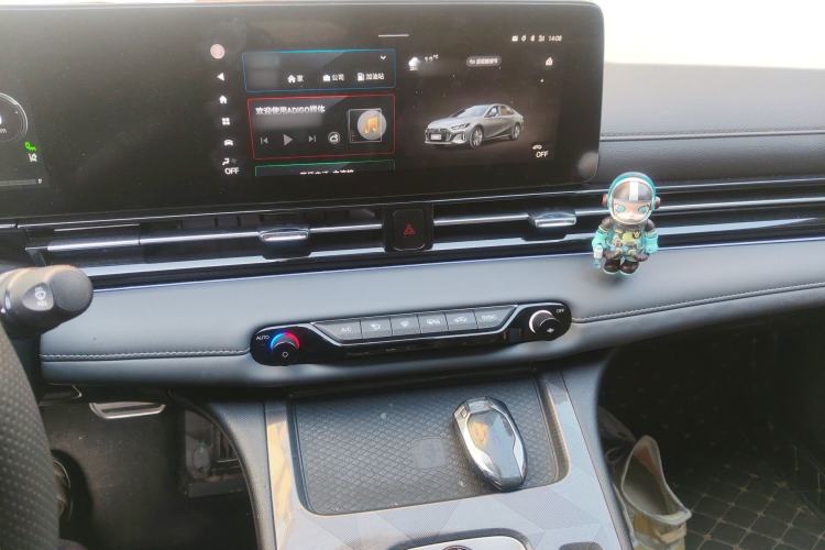 Used GAC Trumpchi EMPOW 2024 270T DCT Yingbao R-Style Edition Audio And AC Panel