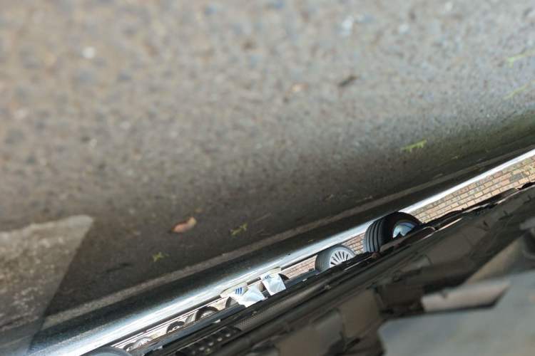 Used GAC Trumpchi EMPOW 2024 400T Automatic Yingbao R PRO Edition Chassis Front Right
