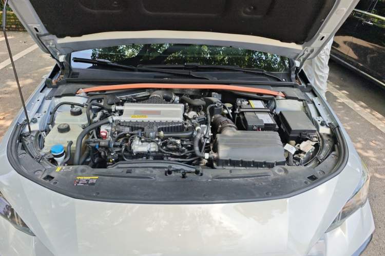 Used GAC Trumpchi EMPOW 2024 400T Automatic Yingbao R PRO Edition Engine Bay