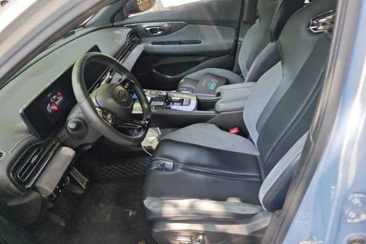 Used GAC Trumpchi EMPOW 2024 400T Automatic Yingbao R PRO Edition Left Front Seat
