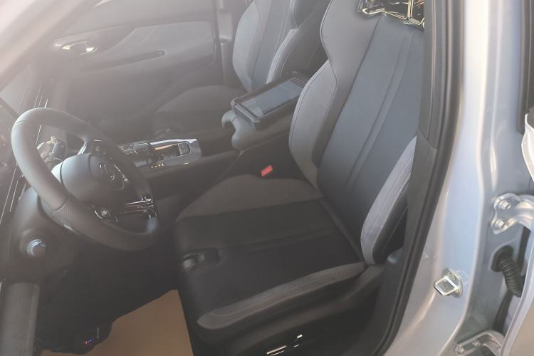 Used GAC Trumpchi EMPOW 2024 400T Automatic Yingbao R PRO Edition Left Front Seat